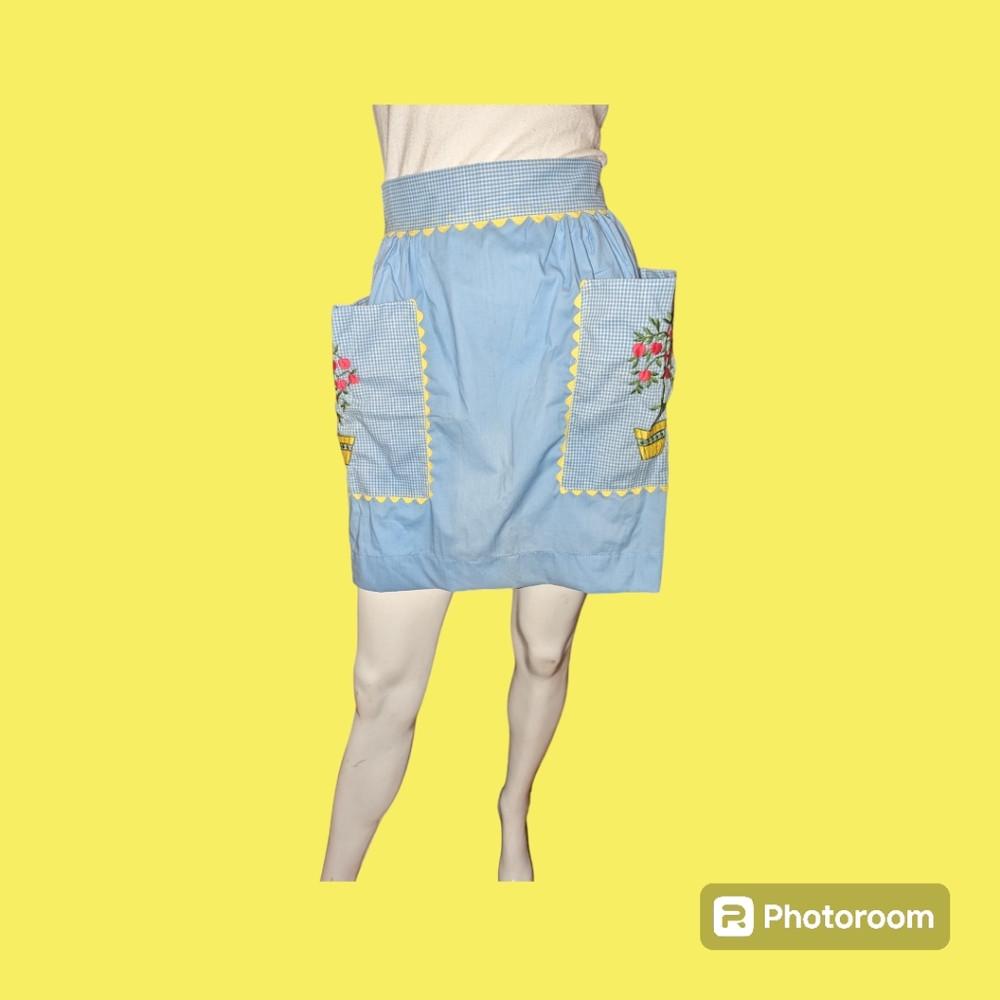 Vintage Apron - Picture 5 of 9